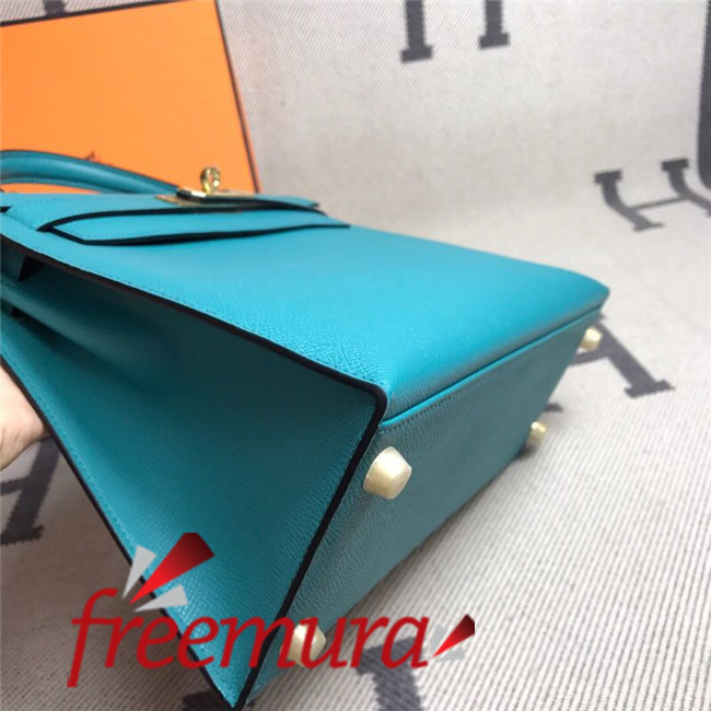 8bec1160678e1d7793313ffe120a4137_1540528677_0205.jpg