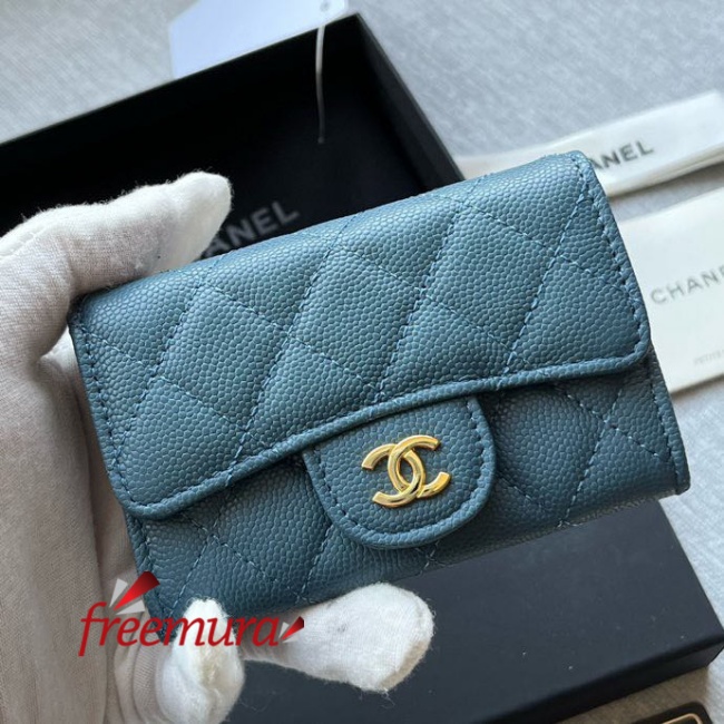 batch_101691680444869_.pic.jpg