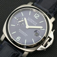 파네라이 루미노르 40mm 네이비 (여성용)