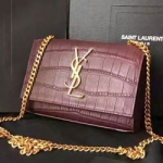 입생로랑   Monogramme 크로스백