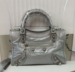 발렌시아가 미니시티 이태리 쉽스킨 에토프