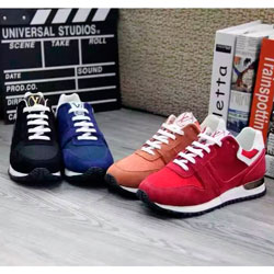 루이비통 스웨이드 스니커즈