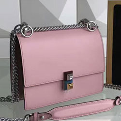 펜디 크로스백 0381