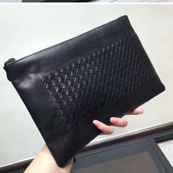 보테가 베네타 클러치백