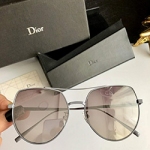 디올  D-4542