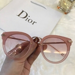 디올  D-56565