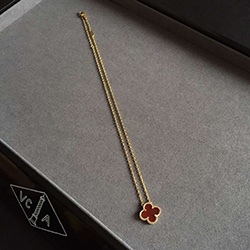 반 클리프 앤 아펠 V-232