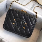    샤넬  코스메틱 케이스  16cm