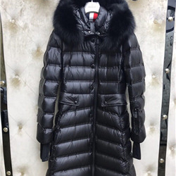 몽클레어  M-85577
