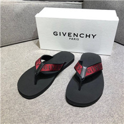 지방시 G-556578