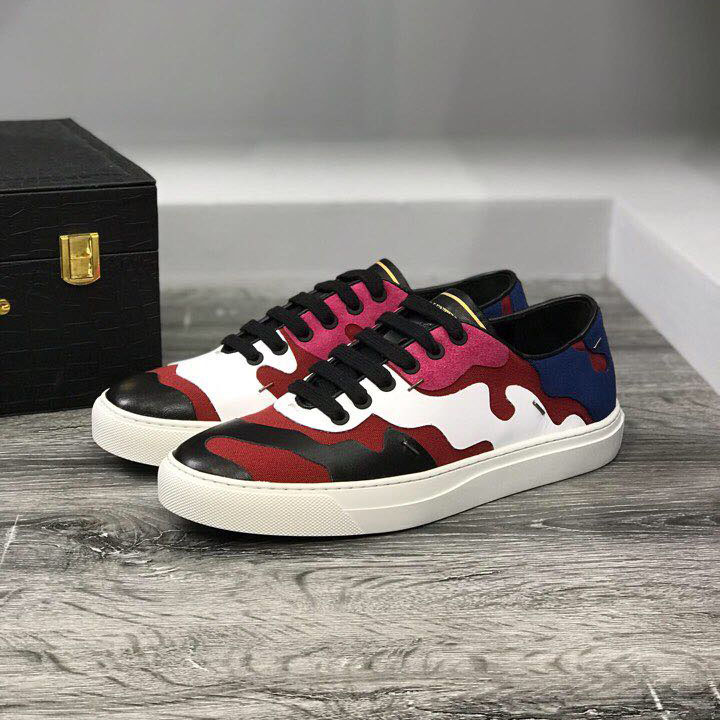 발렌티노  V-5545865