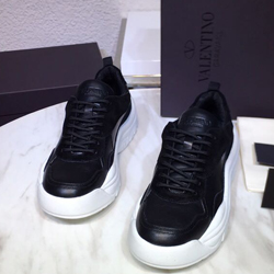 발렌티노  V-8779