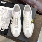 디올  D-7693843