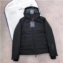 몽클레어  M-898090
