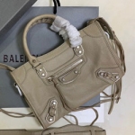 발렌시아가 모터백 30cm B-556636