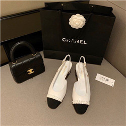 샤넬  CH-564765746