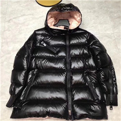 몽클레어  M-5476574