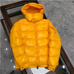 몽클레어  M-7874