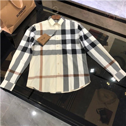 버버리   B-657467