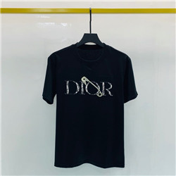 디올  D-5683478