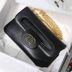 크리스찬디올 크로스백 M8018