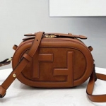 펜디 핸드백 8525