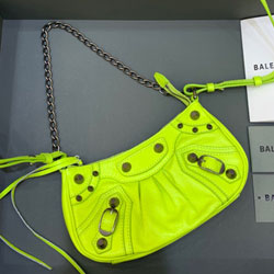 발렌시아가 핸드백  BL0411