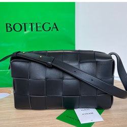 보테가 베네타 핸드백 719360