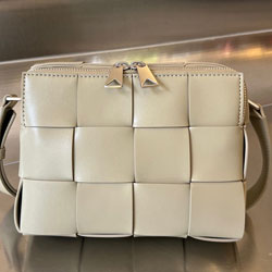 보테가 베네타 핸드백 730027