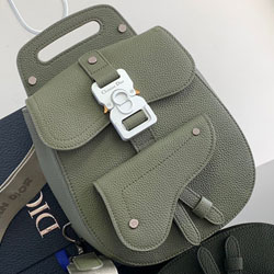크리스찬디올  백팩 240619