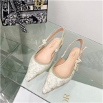 디올 D-31562
