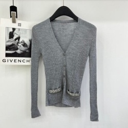 Max  Mara