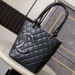 샤넬 핸드백 20cm AS2294