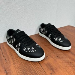 디올 D-8493