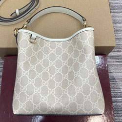 구찌 숄더백 815118