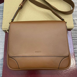 구찌 숄더백 821154