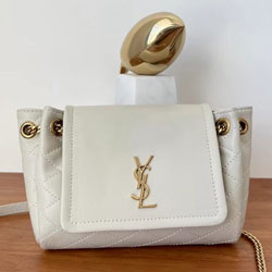 입생로랑 핸드백 672738