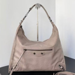 발렌시아가 르 시티 호보백 B-115337